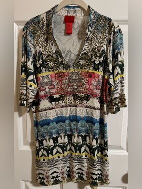 EUC V Cristina colorful tunic. Size L